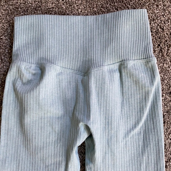 Light blue, perfect condition, ribbed leggings - Picture 2 of 3